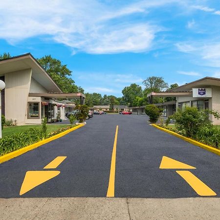 Knights Inn Burlington Zewnętrze zdjęcie